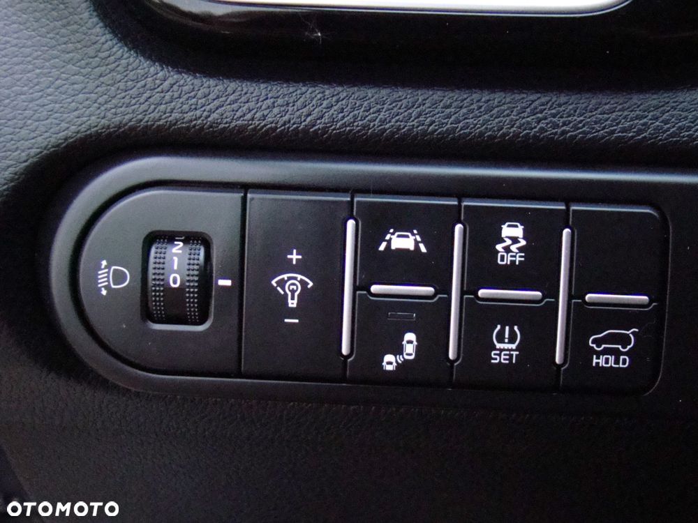 Kia XCeed 1.5 T-GDI OPF DCT7 JBL Sound Edition - 27