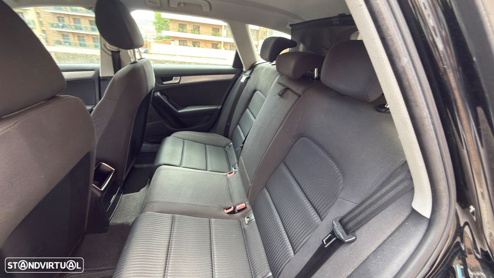 Audi A4 Avant 2.0 TDI Advance - 6