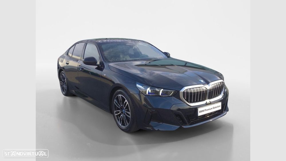 BMW 530 e Pack Desportivo M - 4