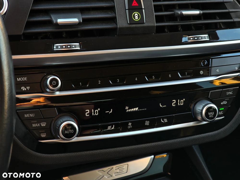 BMW X3 xDrive20d - 30