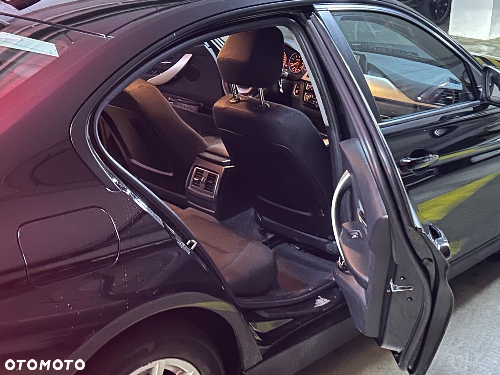 BMW Seria 3 316d - 8