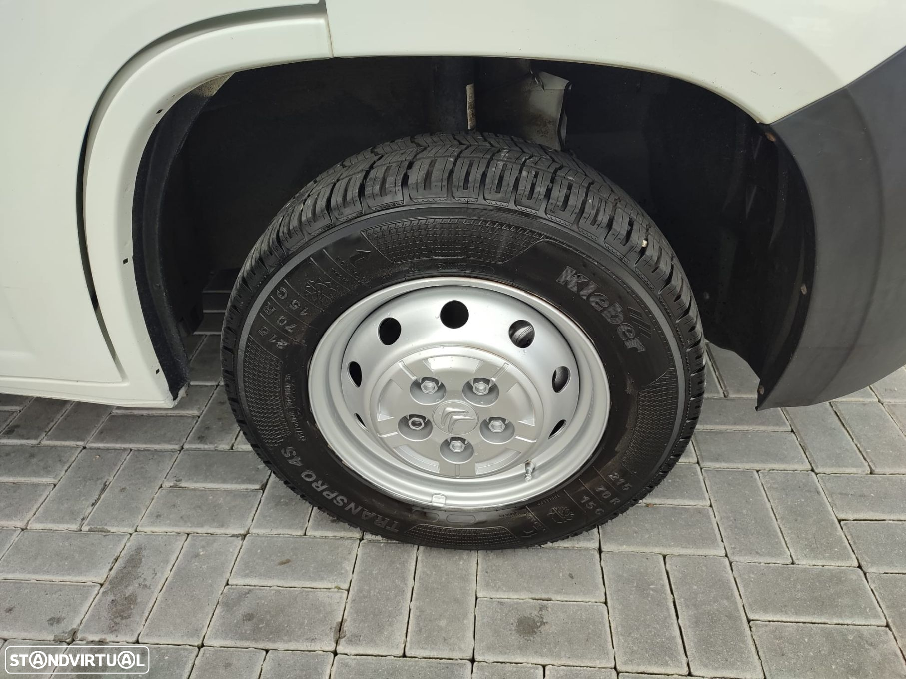 Citroën Jumper 2.0 BlueHDi 35 L2H2 - 37