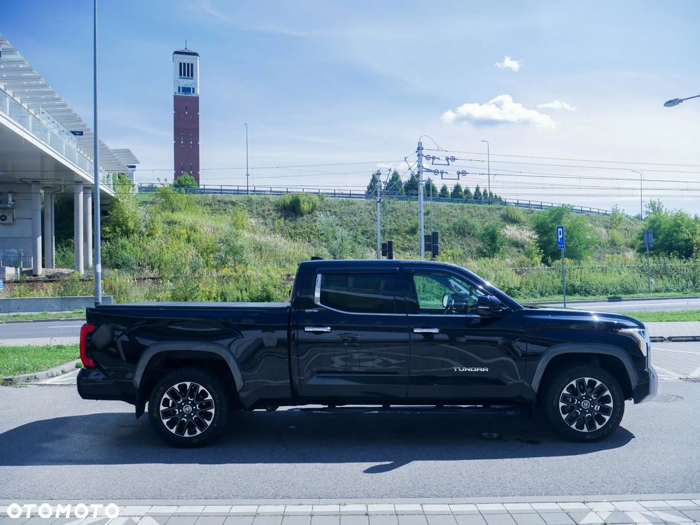 Toyota Tundra - 11
