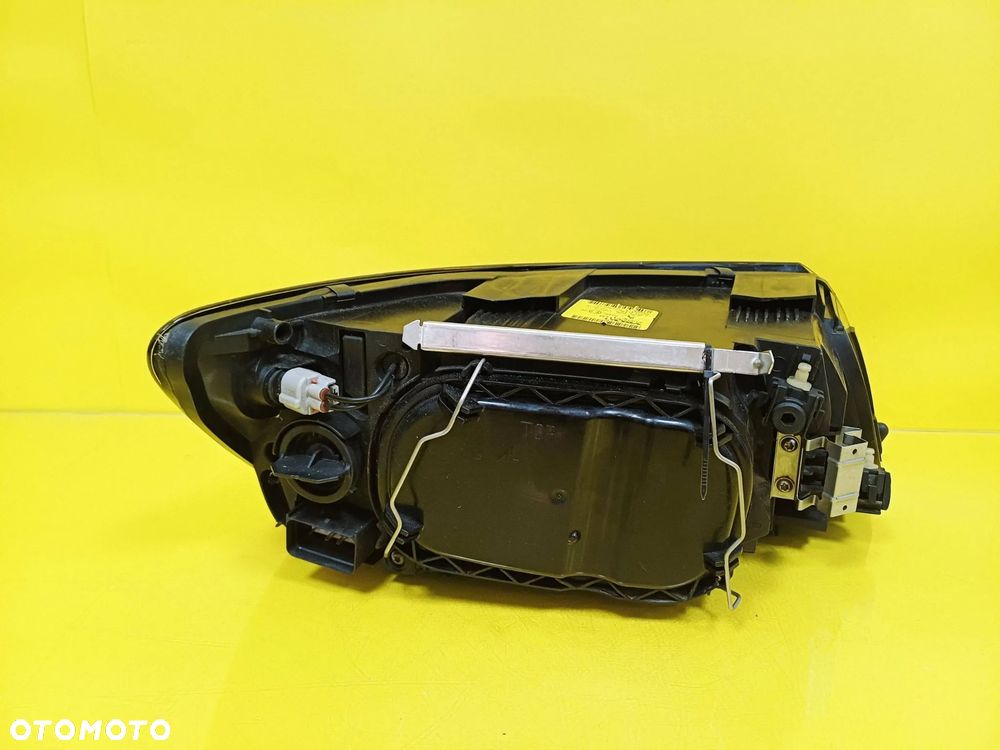 REFLEKTOR LAMPA LEWY PRZÓD SOCZEWKA VOLVO V50 I 31335221 NR103 - 8