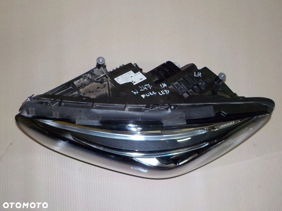 MERCEDES B-KL W247 LAMPA PRZÓD PRZEDNIA FULL LED - 12