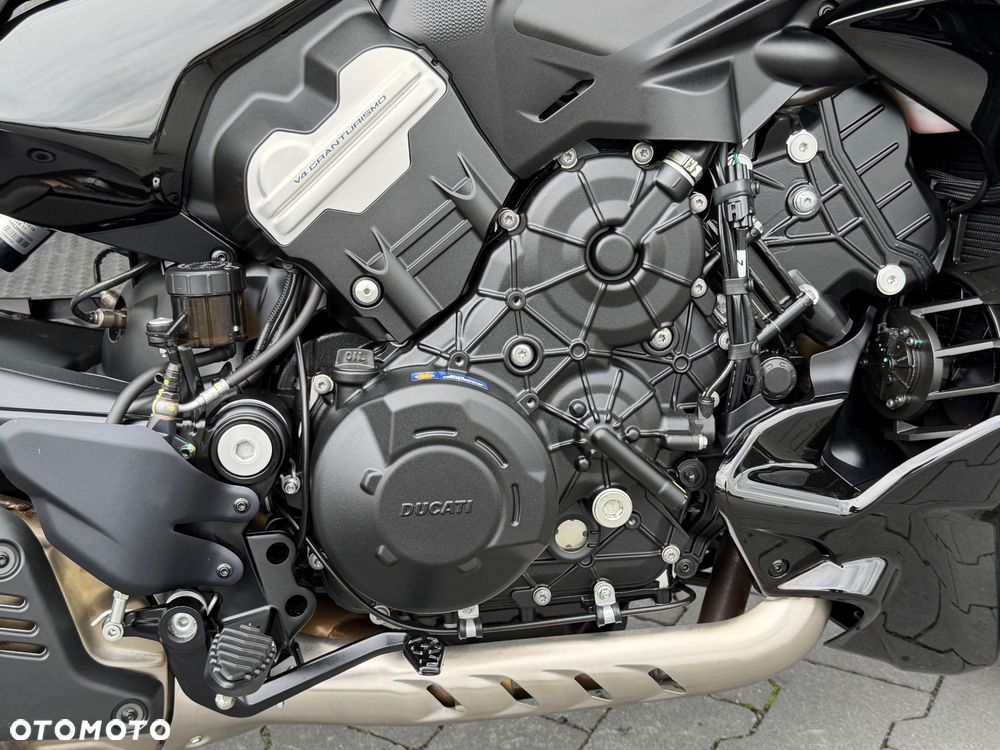 Ducati Diavel - 14