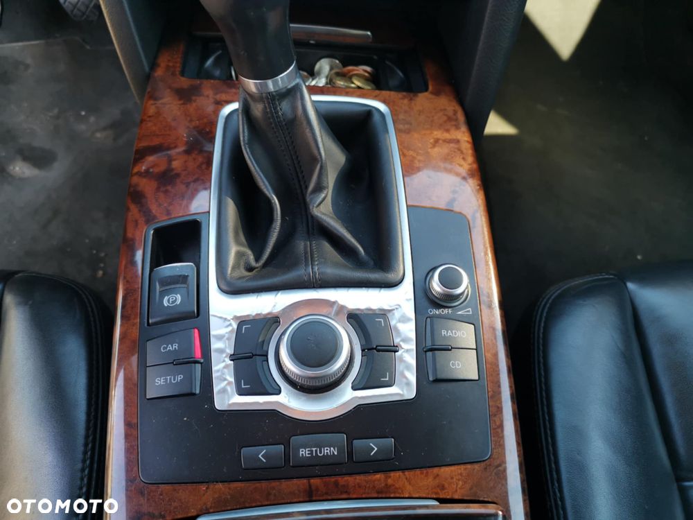 Audi A6 Allroad - 15