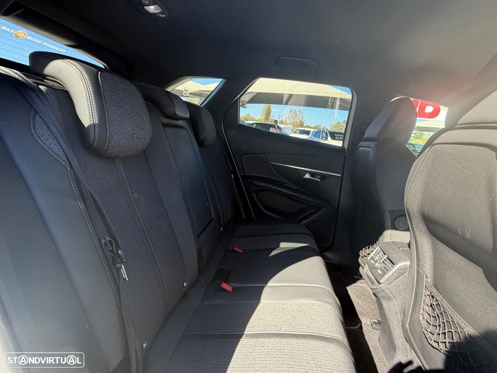 Peugeot 3008 1.6 BlueHDi GT Line EAT6 - 14