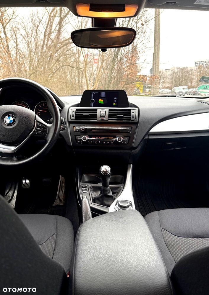 BMW Seria 1 116i - 5