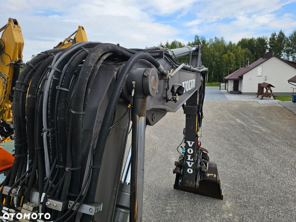 Volvo EW 160 E - 24
