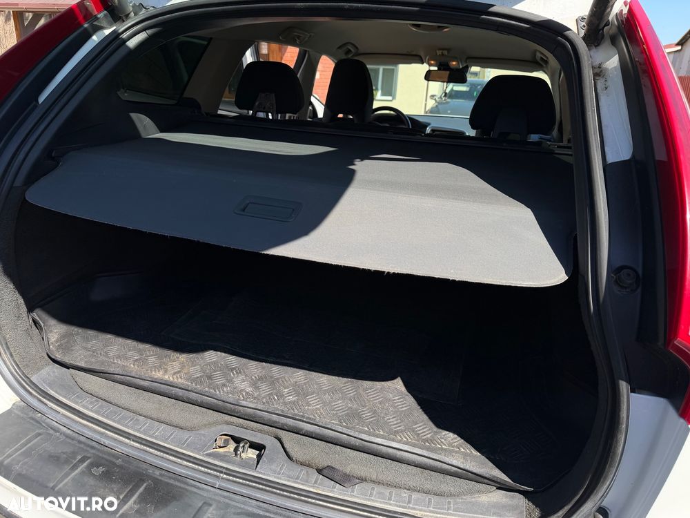 Volvo XC 60 D3 2.4D AWD AT6 Kinetic - 12