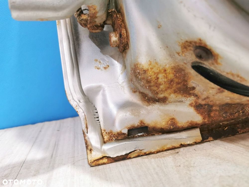 Ford Ranger IV drzwi prawe tył kompletne - 14