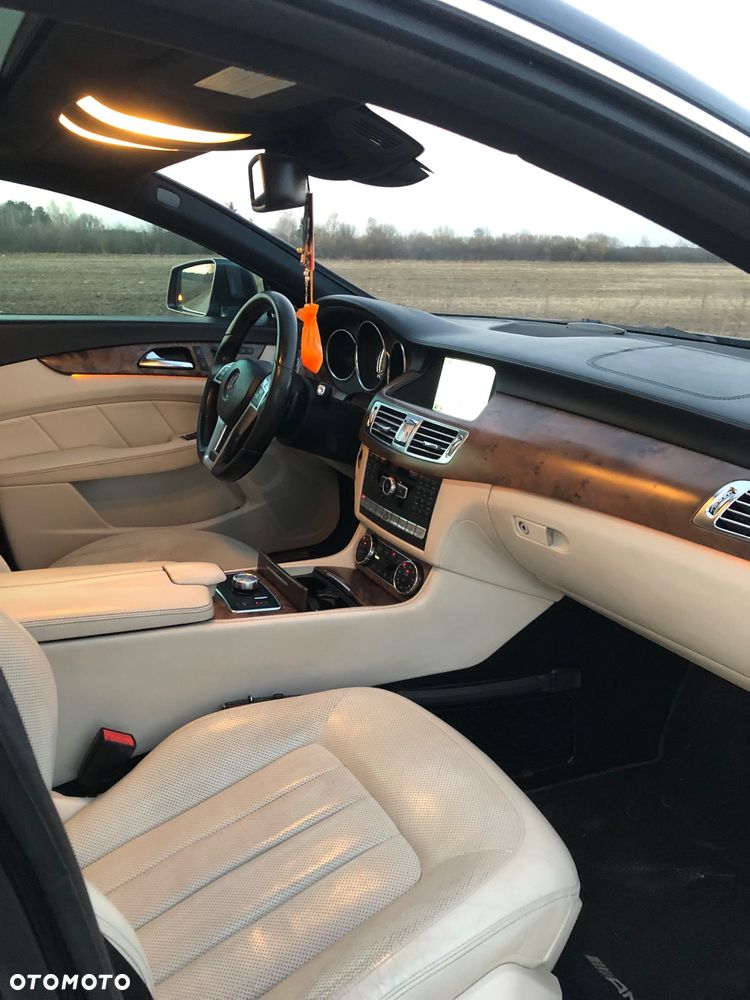 Mercedes-Benz CLS 350 CDI 4-Matic BlueEff - 7