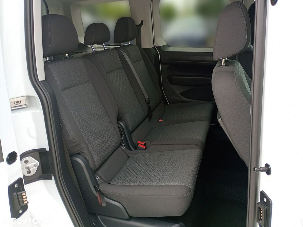 Ford Tourneo Connect 2.0 EcoBlue Titanium - 27