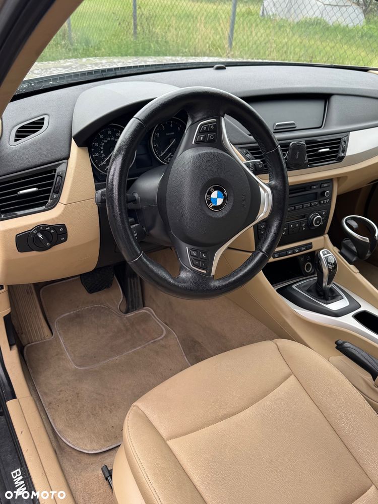 BMW X1 - 16