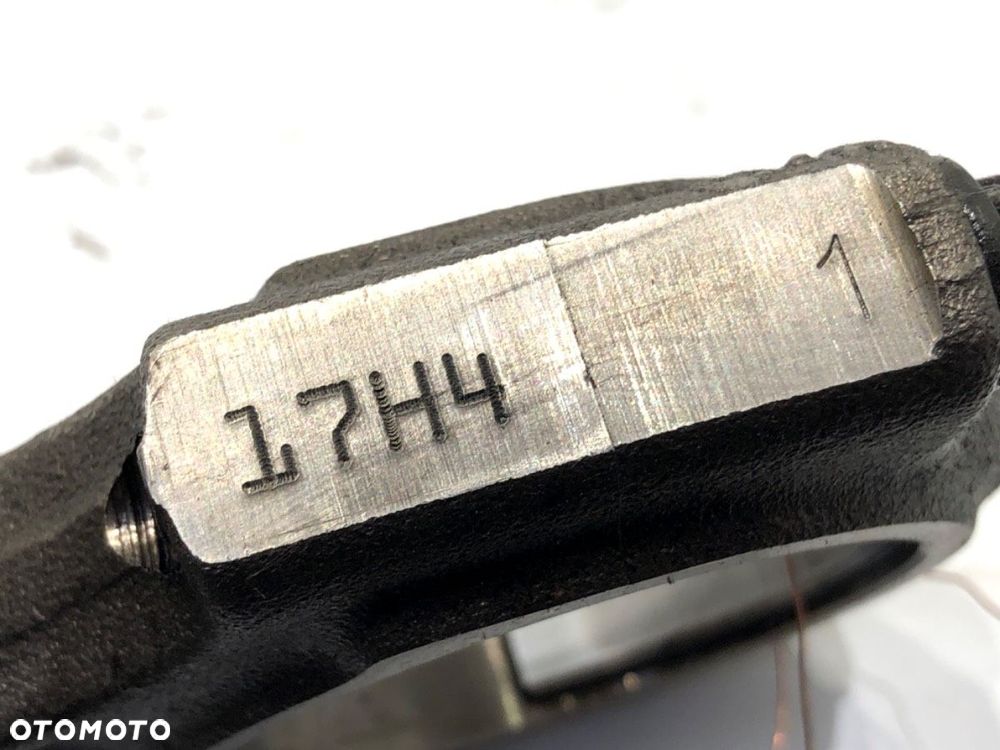 TŁOK Z KORBOWODEM  LAND ROVER FREELANDER 2 (L359) 2006 - 2015 2.2 TD4 4x4 118 kW [160 KM] olej - 4