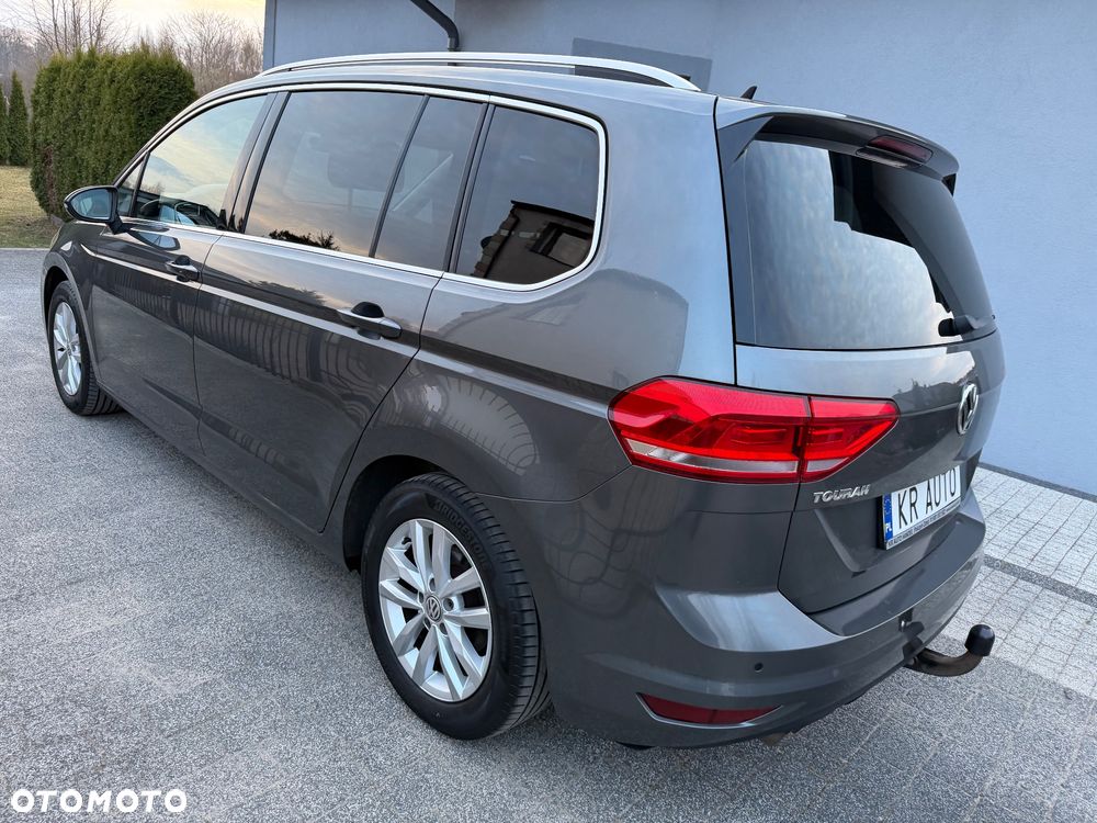 Volkswagen Touran 2.0 TDI SCR (BlueMotion Technology) DSG Highline - 30