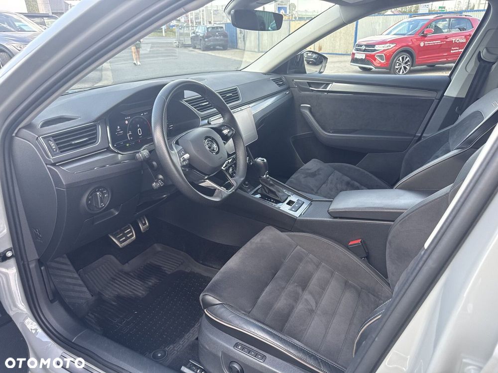 Skoda Superb 2.0 TSI 4x4 Scout DSG - 9