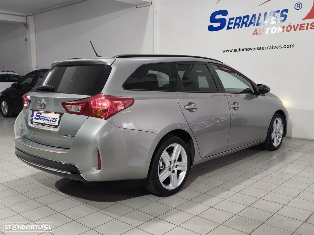 Toyota Auris Touring Sports - 7