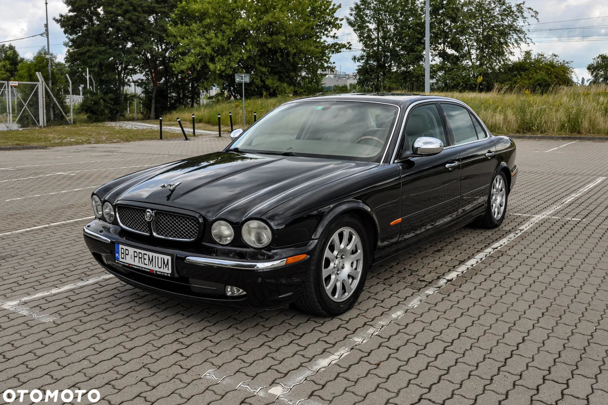 Jaguar XJ - 1