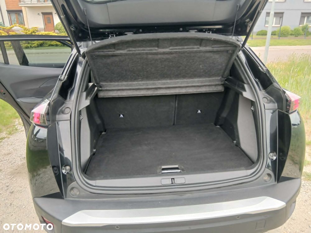 Peugeot 2008 1.5 BlueHDi Allure Pack S&S EAT8 - 26