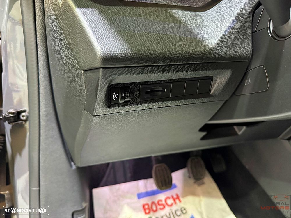 Peugeot 308 SW 1.2 PureTech Allure - 22