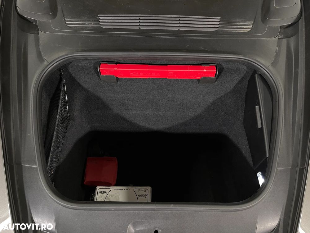 Porsche 911 4S PDK - 12