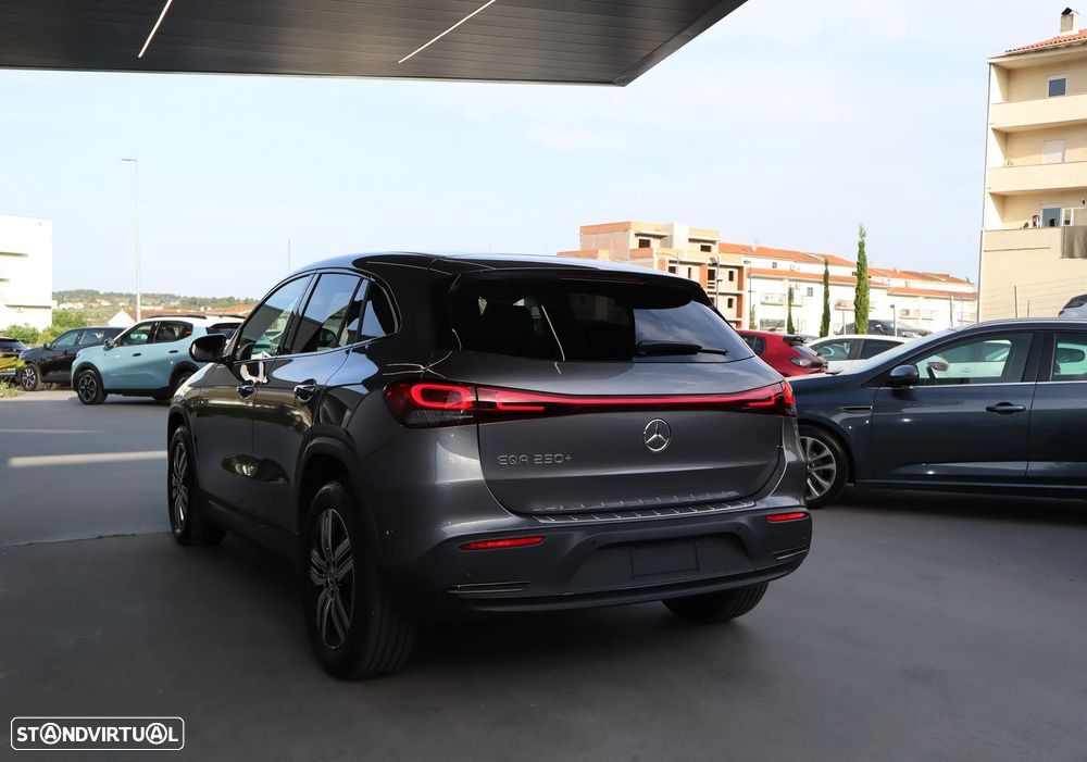 Mercedes-Benz EQA 250+ - 7