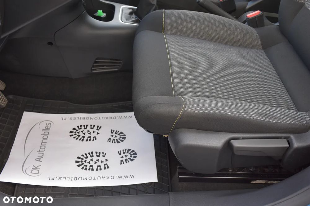 Citroën C3 1.2 PureTech Shine - 23