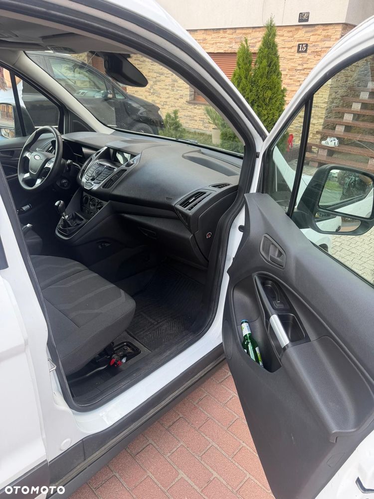 Ford Transit Connect - 15