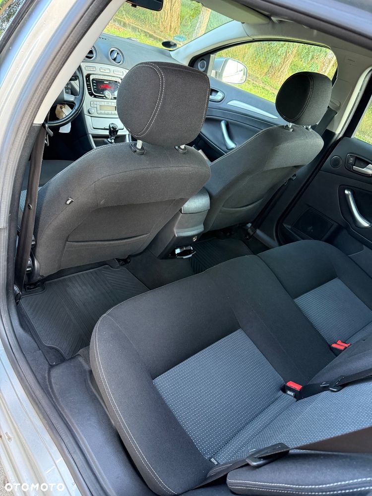 Ford Mondeo 2.0 TDCi Trend - 9