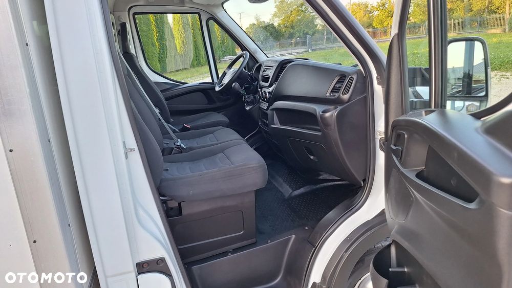 Iveco DAILY 35C15 3.0TDI 150KM KONTENER 8-PALET DRZWI BOCZNE - 11