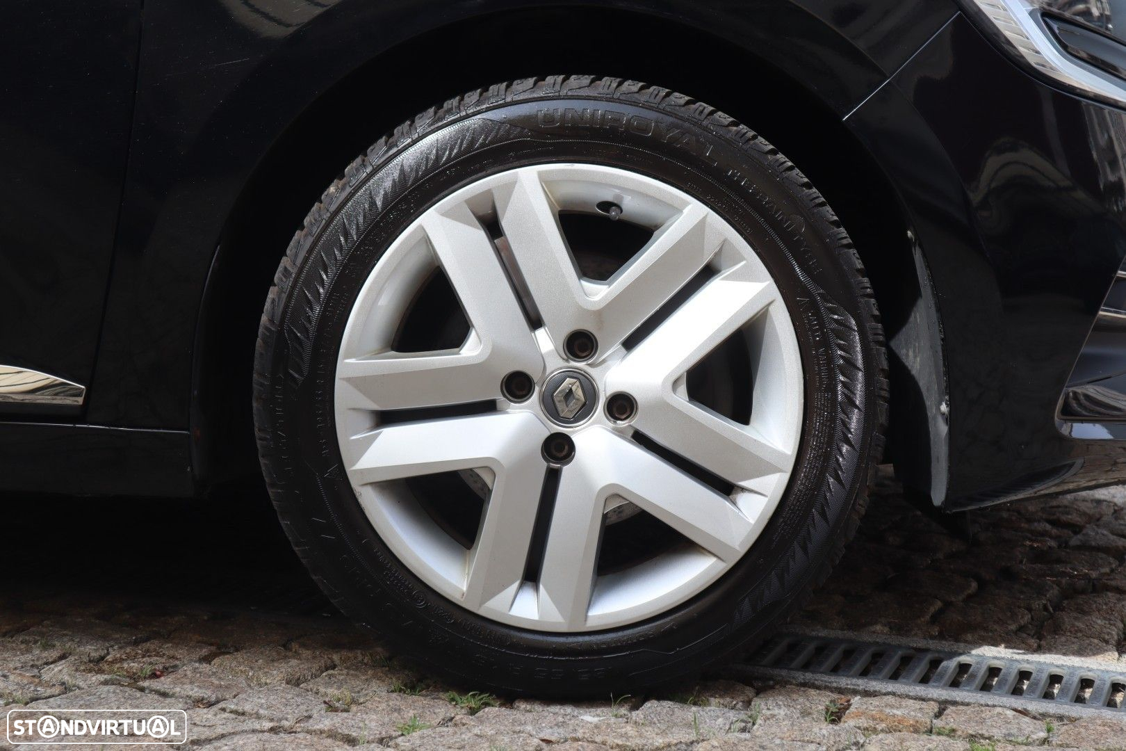 Renault Clio 1.6 E-Tech Full Hybrid Engineered - 6