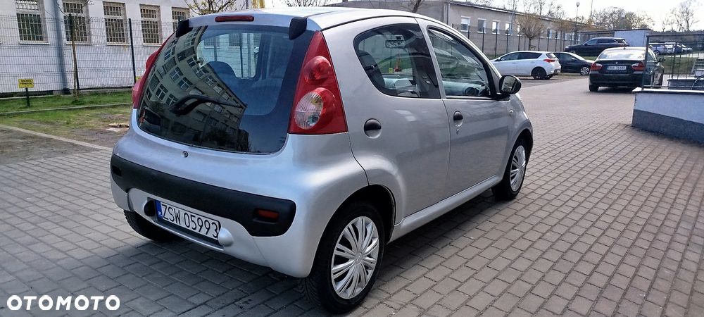 Peugeot 107 - 5