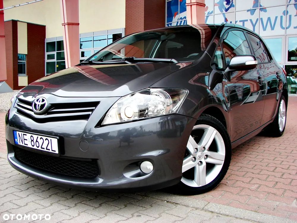 Toyota Auris 1.6 Premium Comfort - 13