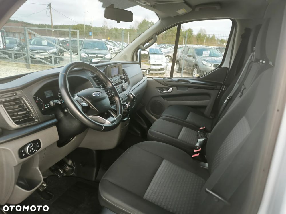 Ford Transit Custom 290 L1H1 Limited - 15