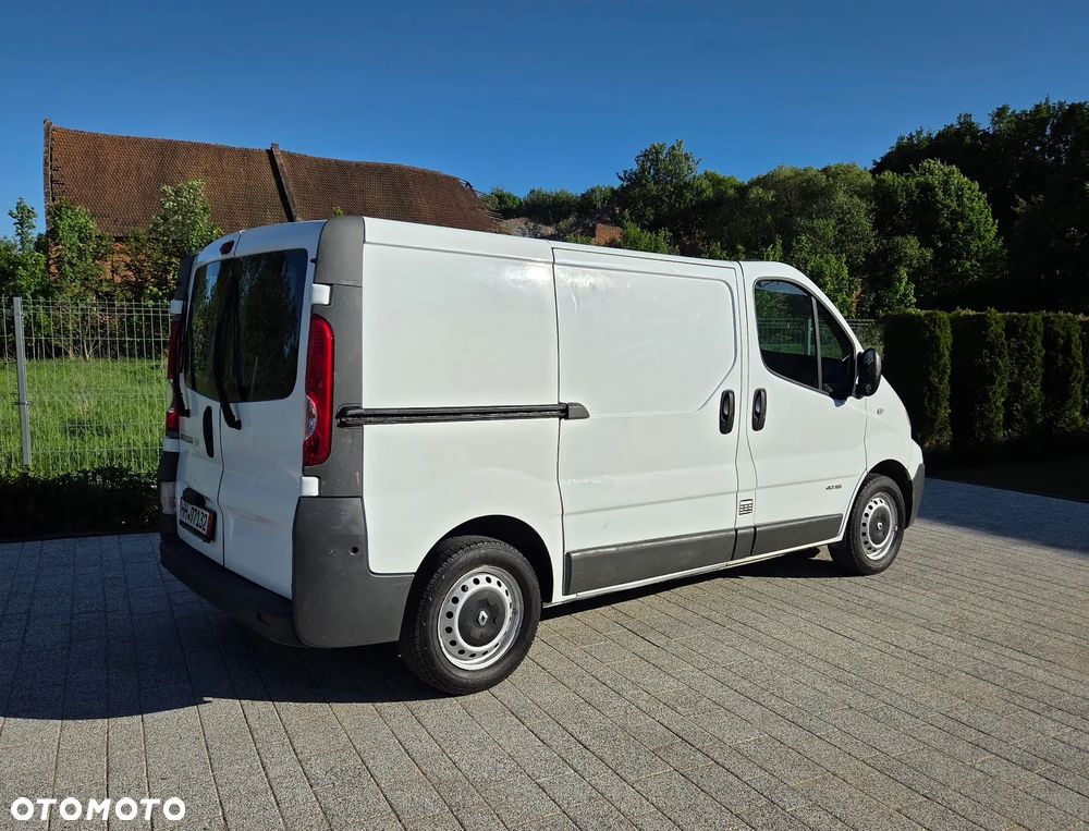 Renault TRAFIC - 4