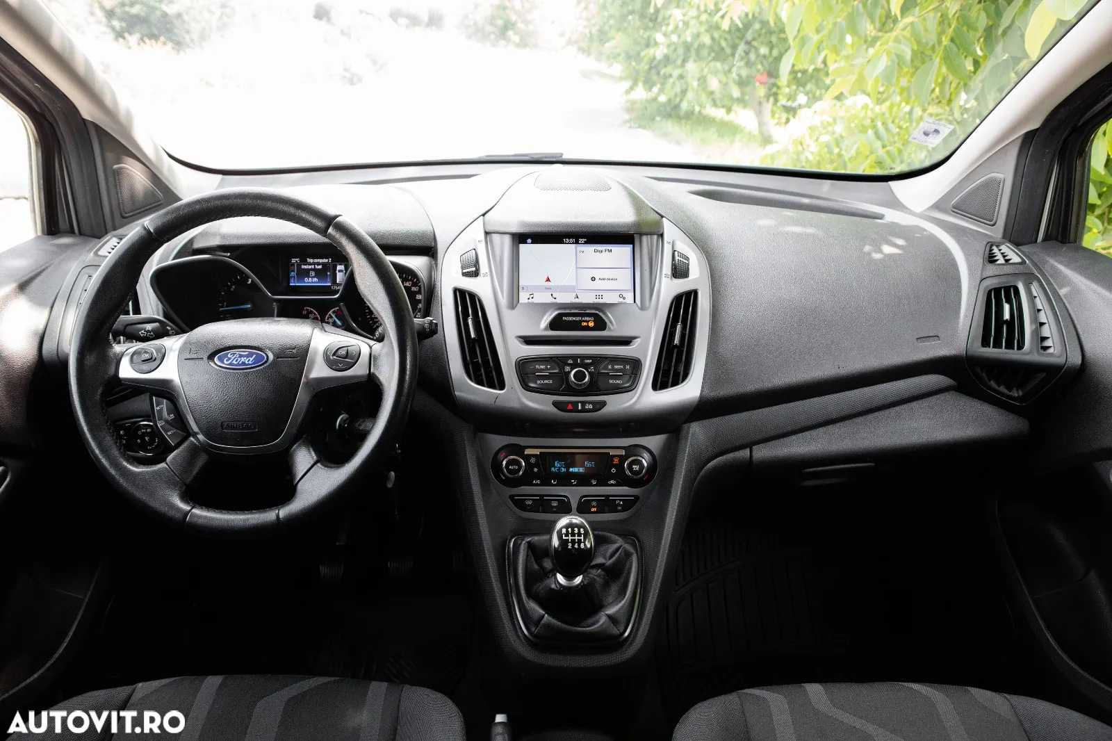 Ford Tourneo Connect 1.5 EcoBlue Start-Stop Titanium - 26