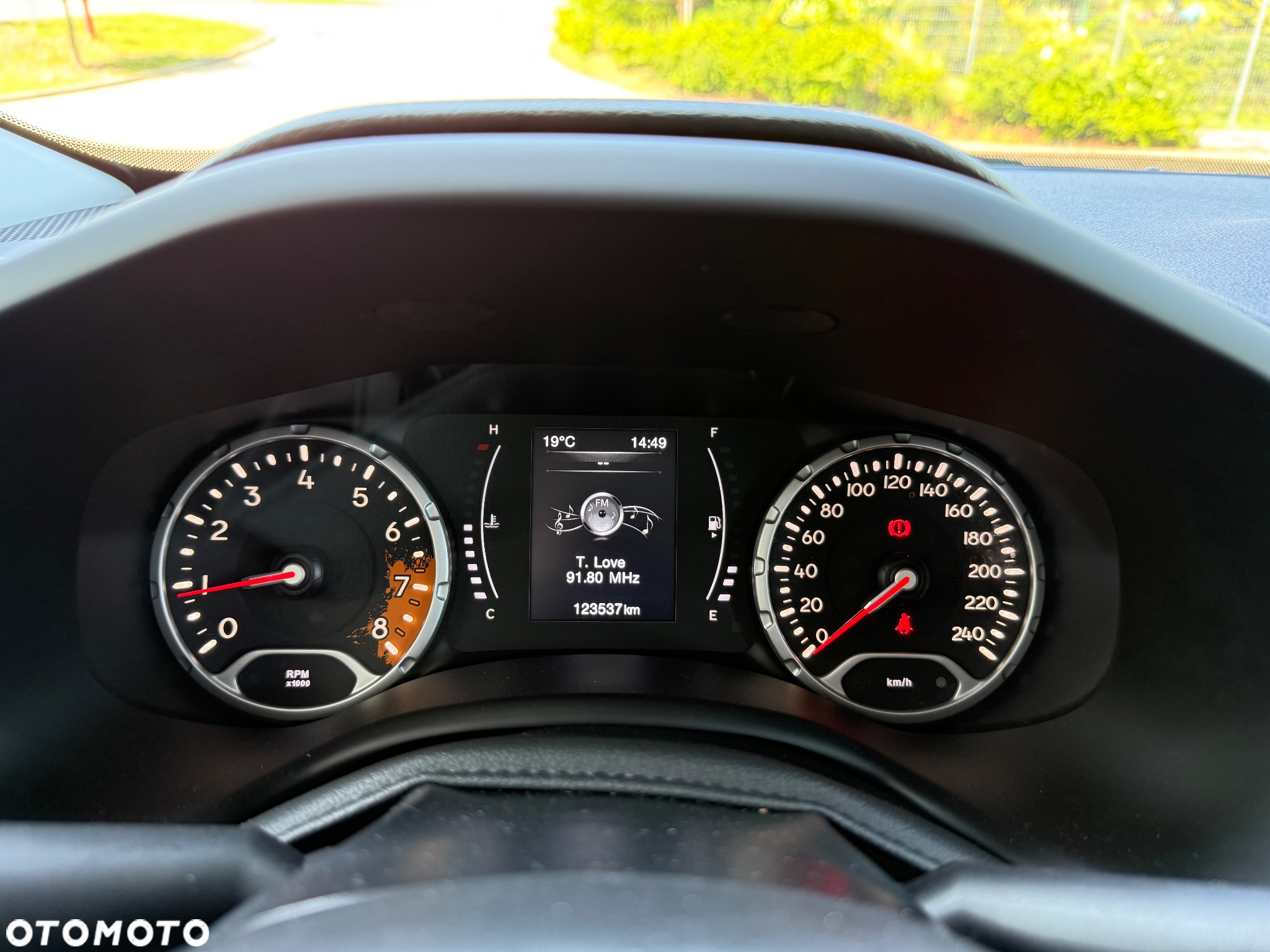 Jeep Renegade 1.4 MultiAir Longitude - 24