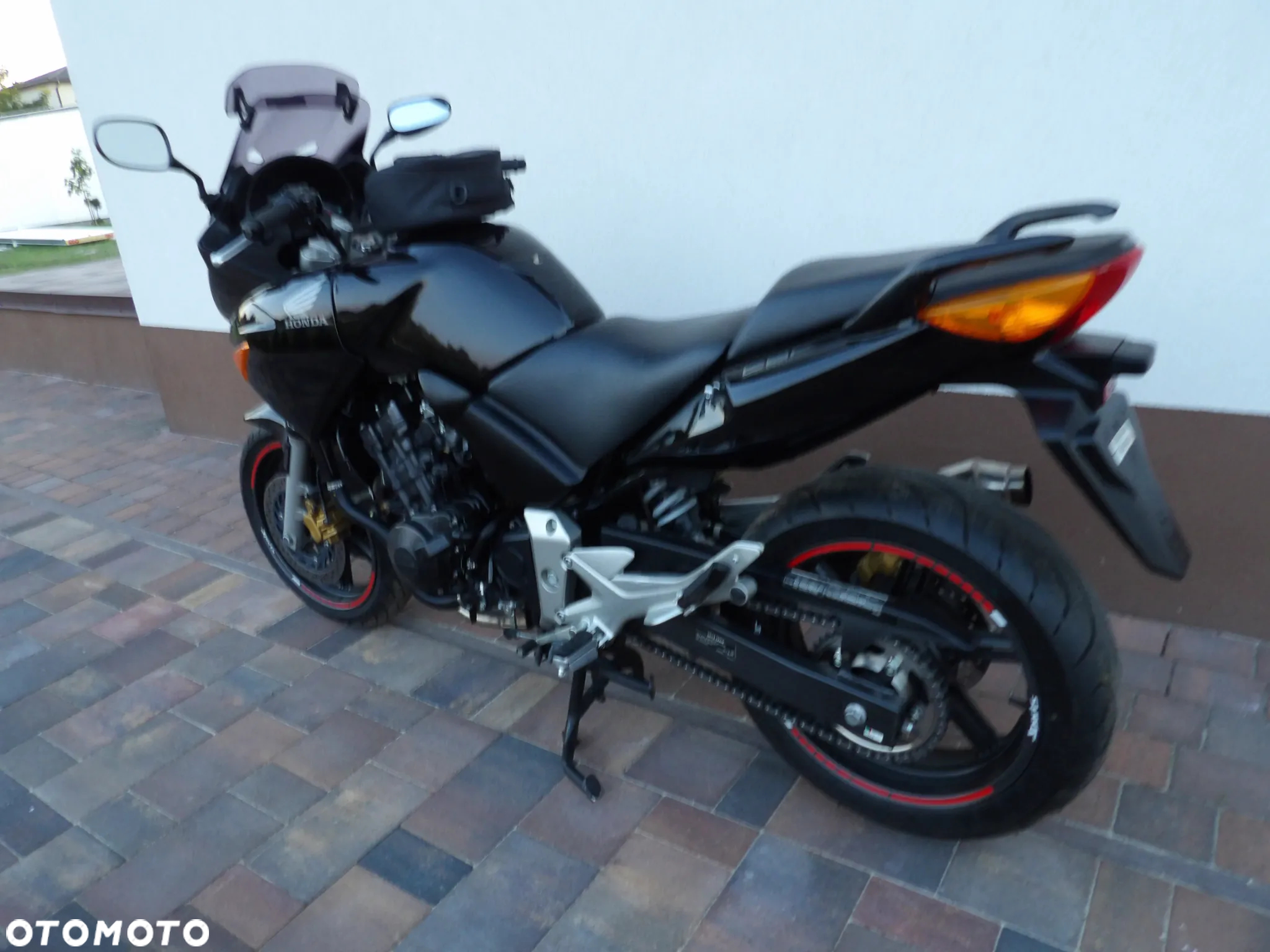 Honda CBF - 3