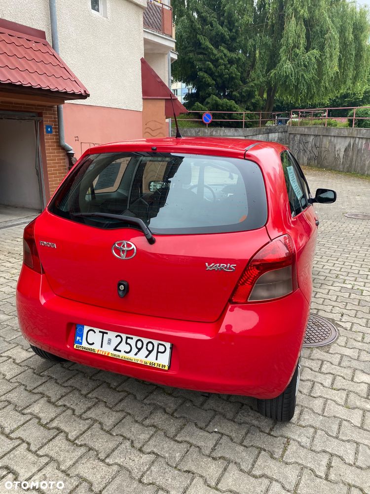 Toyota Yaris 1.0 VVT-i Luna - 4