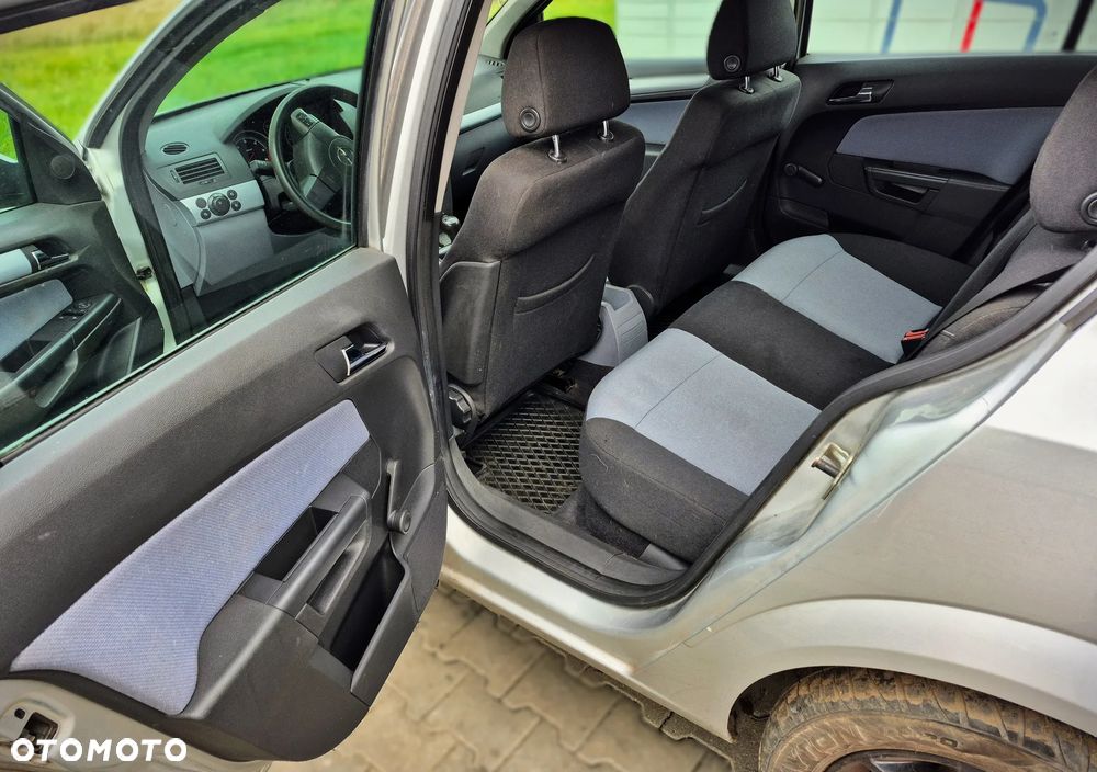 Opel Astra - 11