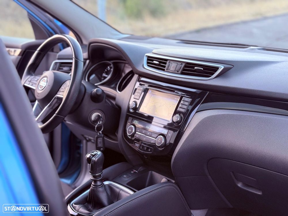 Nissan Qashqai 1.5 dCi N-Connecta - 12