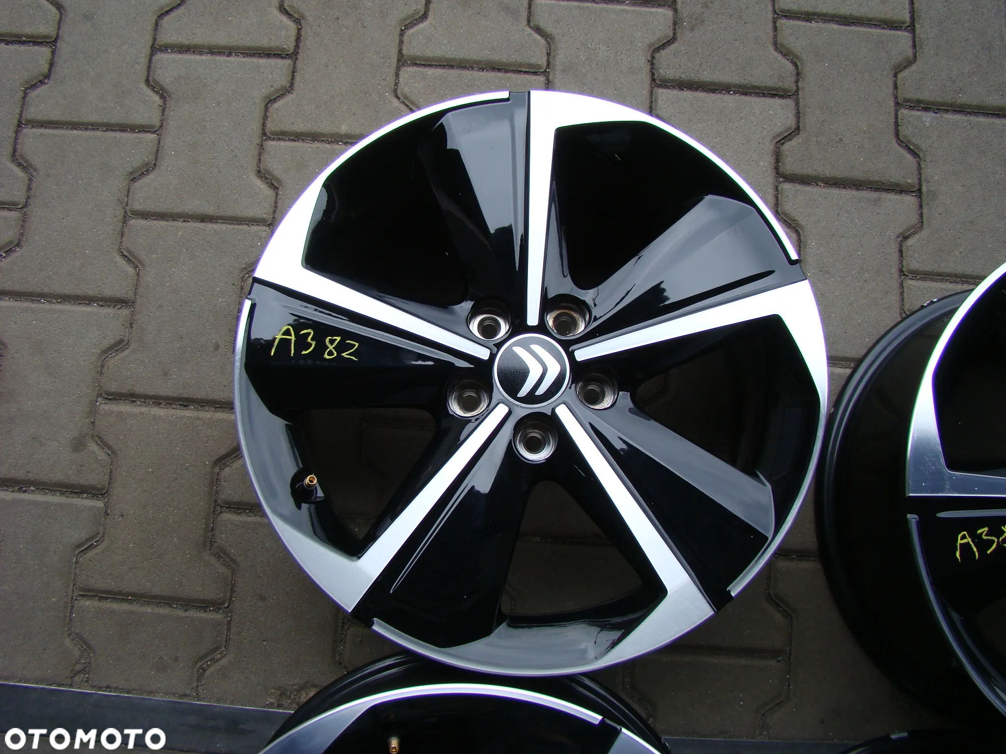 a382 5x108 Citroen Berlingo C5 Aircross C5 X C4 Grand Picasso 7,5jx17 et44 - 2