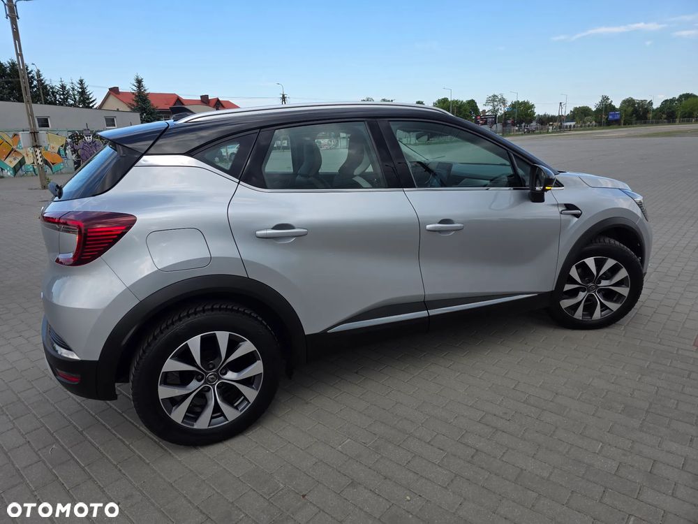 Renault Captur - 25