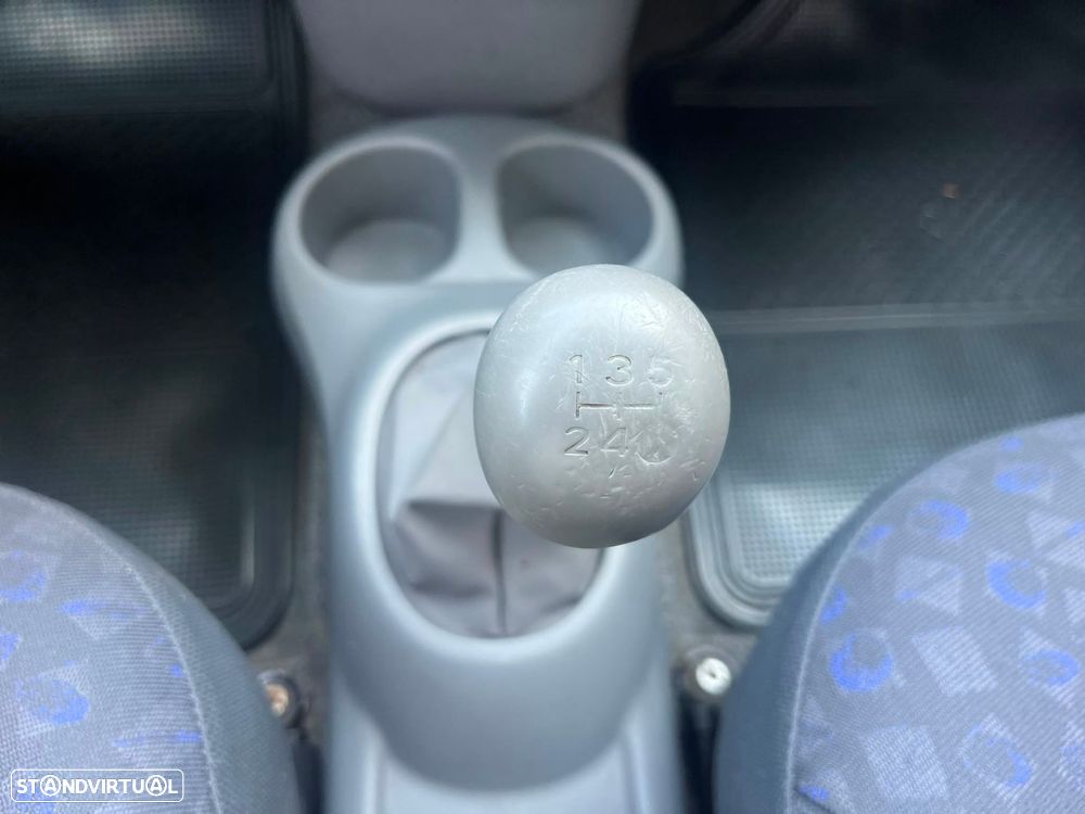 Toyota Yaris 1.0 Sol ABS+CD+AC - 15
