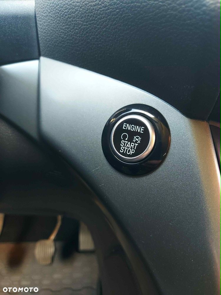 Ford Kuga 1.5 EcoBoost FWD Edition ASS MMT6 - 10