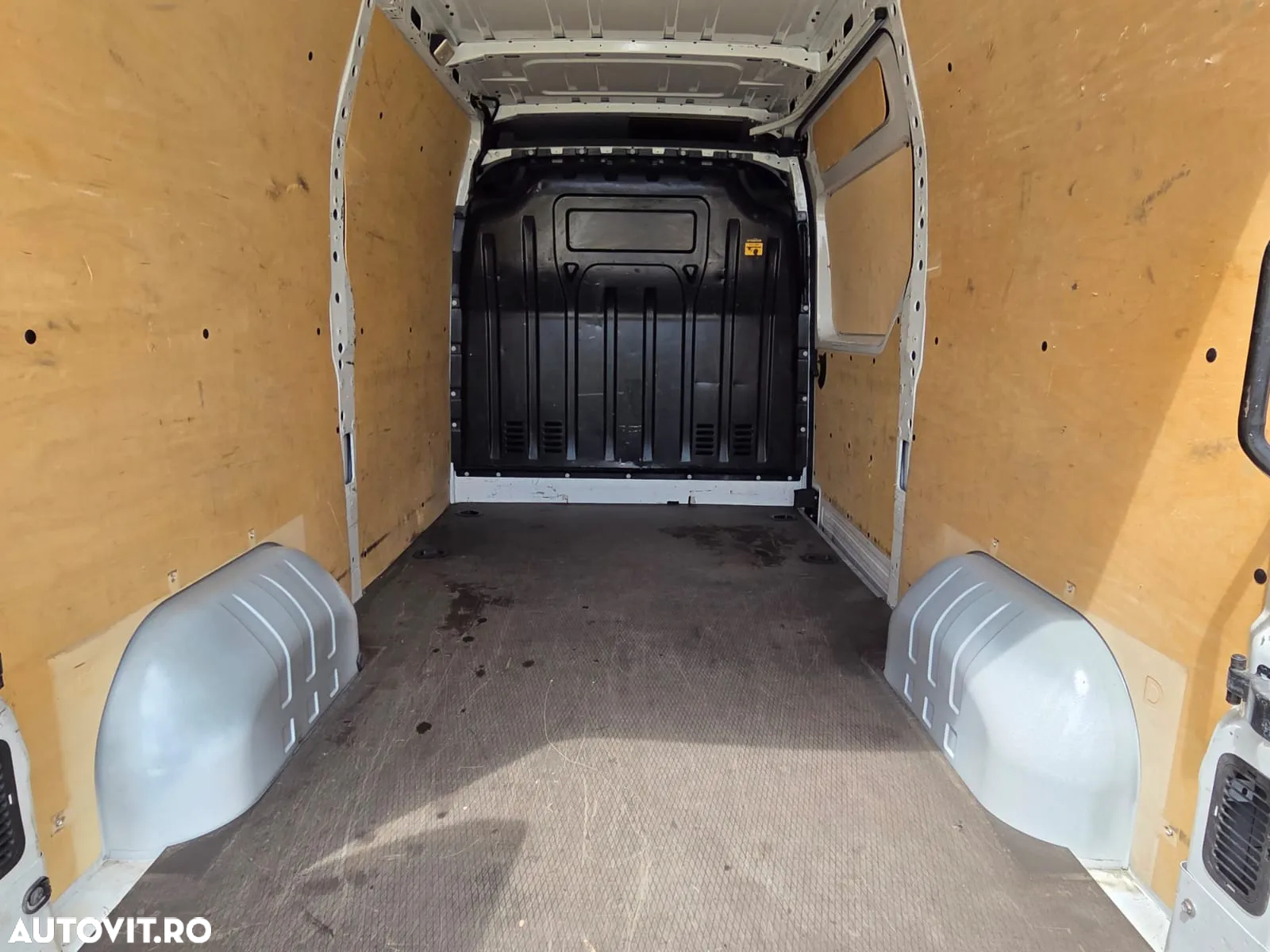 Renault New Master L2H2 - 11