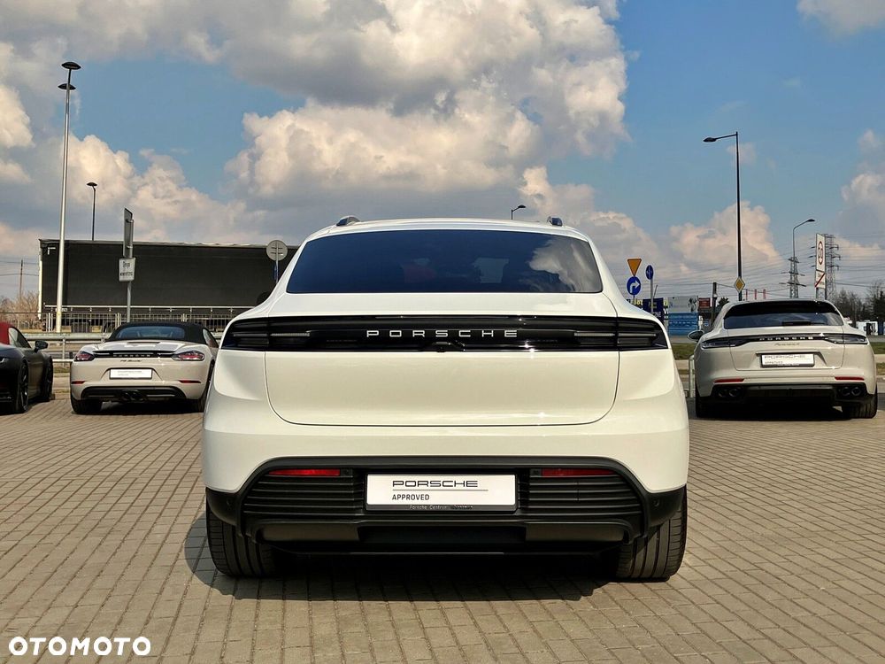 Porsche Macan - 5