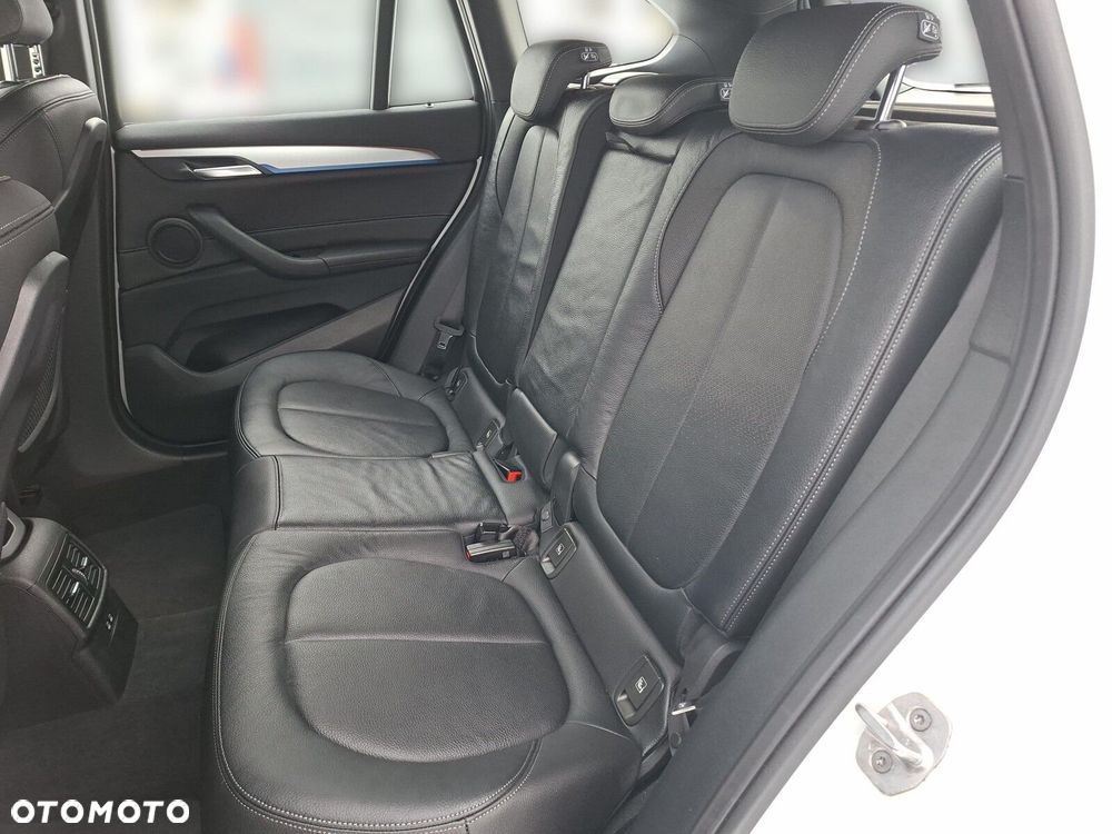 BMW X1 sDrive18i M Sport - 23